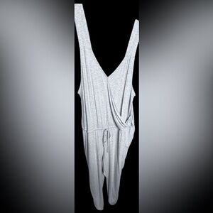 Skinny Girl Grey Jumpsuit Size 1x, NWOT, WITH Pockets